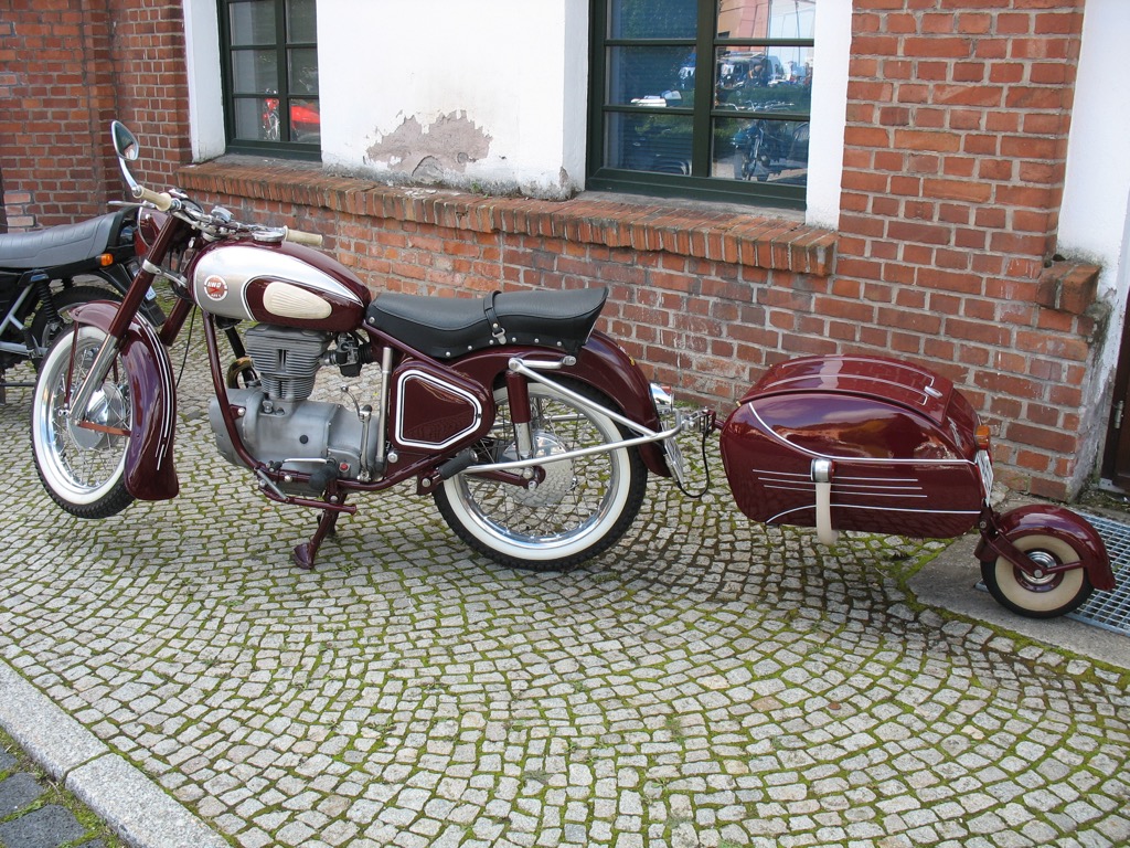 Oldtimer-Teilemarkt Suhl 2015