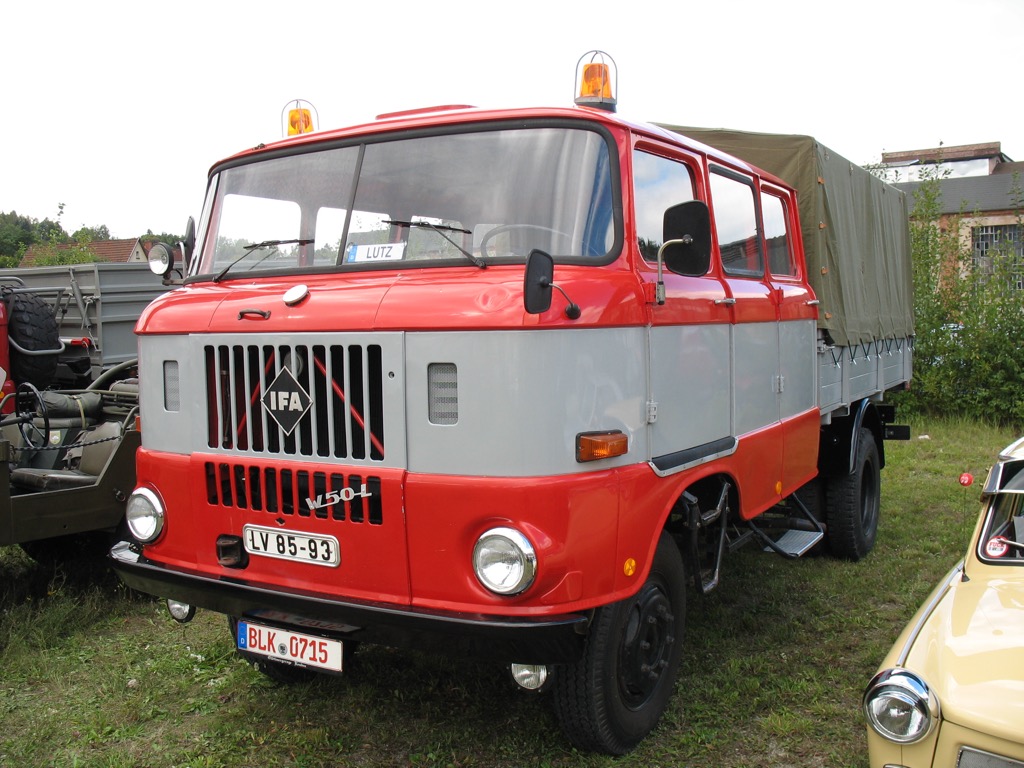 Oldtimer-Teilemarkt Suhl 2015