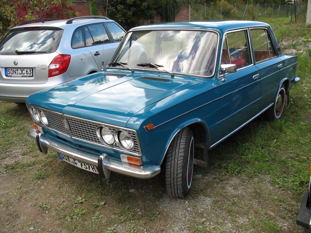 Oldtimer-Teilemarkt Suhl 2015