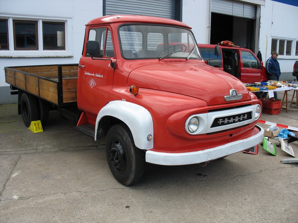 Oldtimer-Teilemarkt Suhl 2015