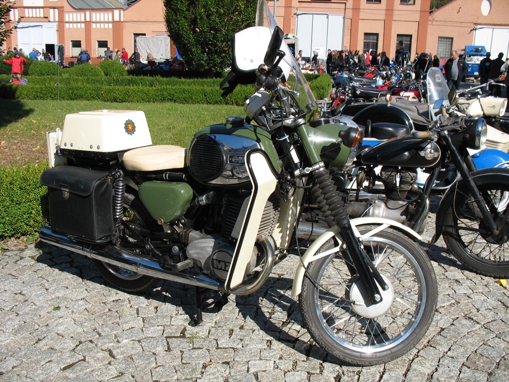 Oldtimer-Teilemarkt Suhl 2013