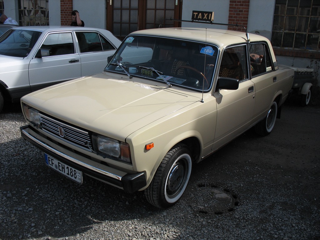 Oldtimer-Teilemarkt Suhl 2014